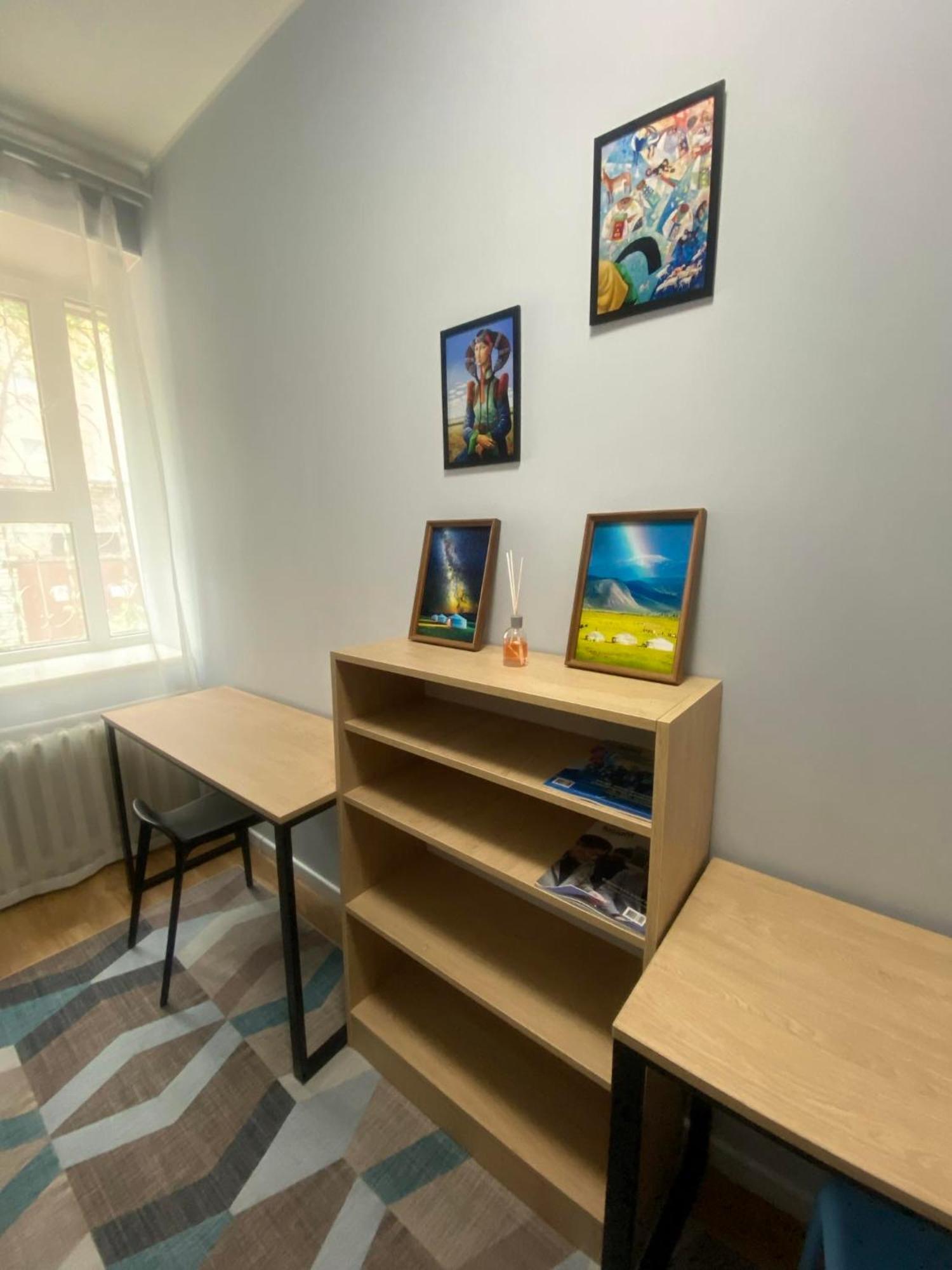 Mickey Hostel อูลานบาตอร์ ภายนอก รูปภาพ