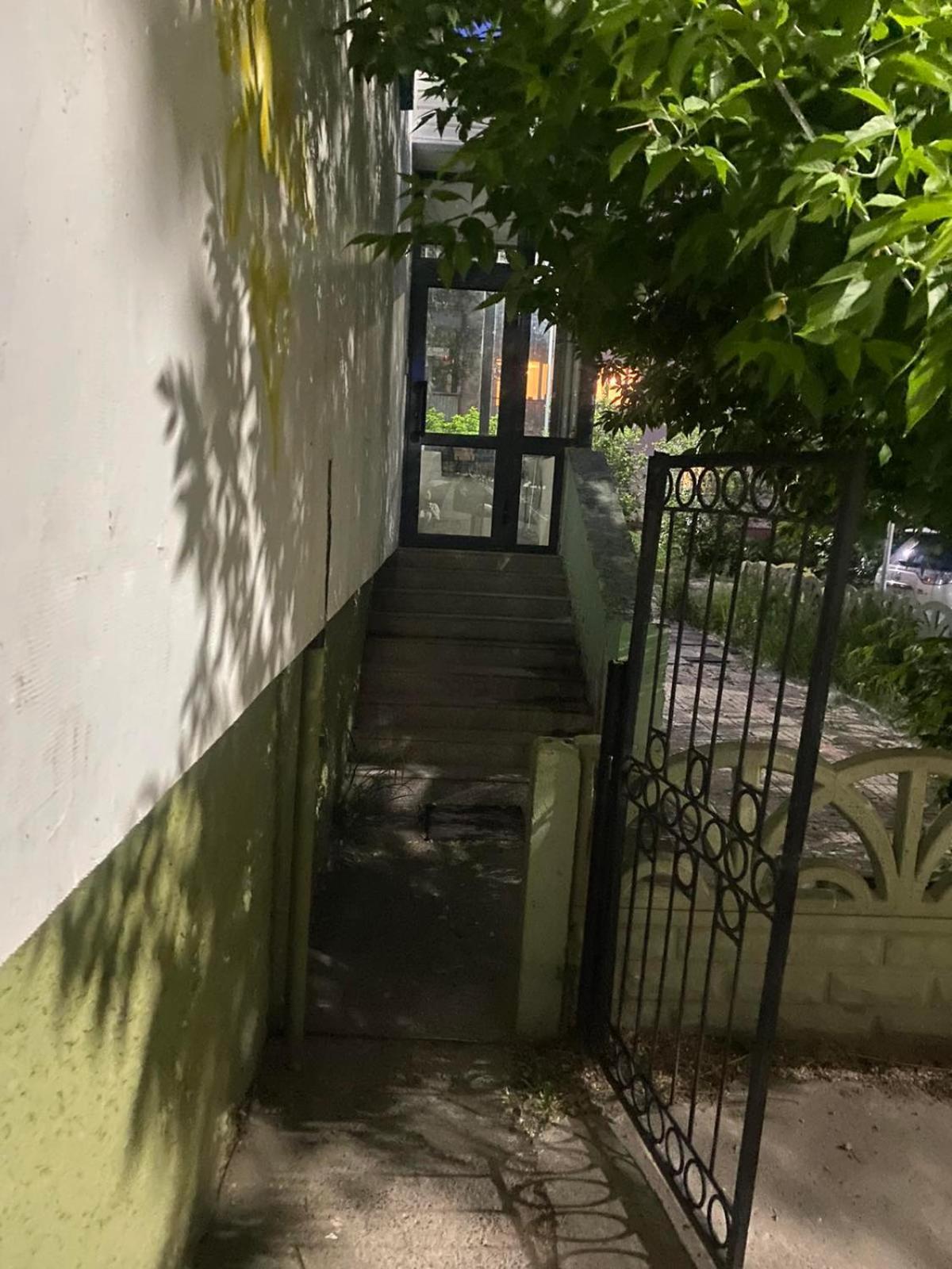 Mickey Hostel อูลานบาตอร์ ภายนอก รูปภาพ